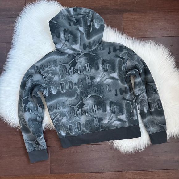 Jordan Big Girls Essentials All Over Print Boxy Pullover Hoodie L - Picture 8 of 8